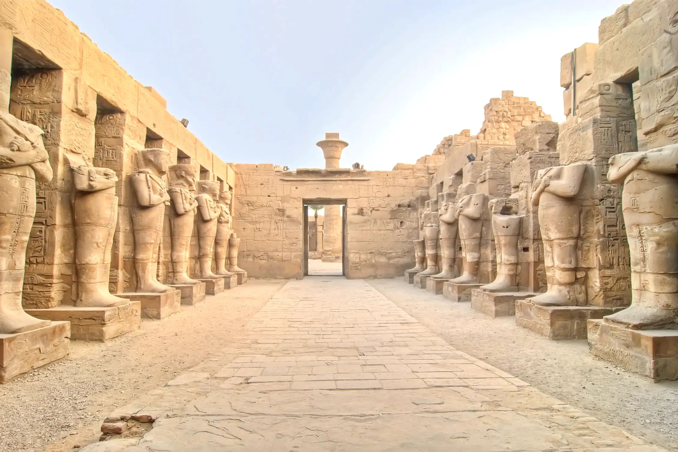 karnak temple in luxor egypt