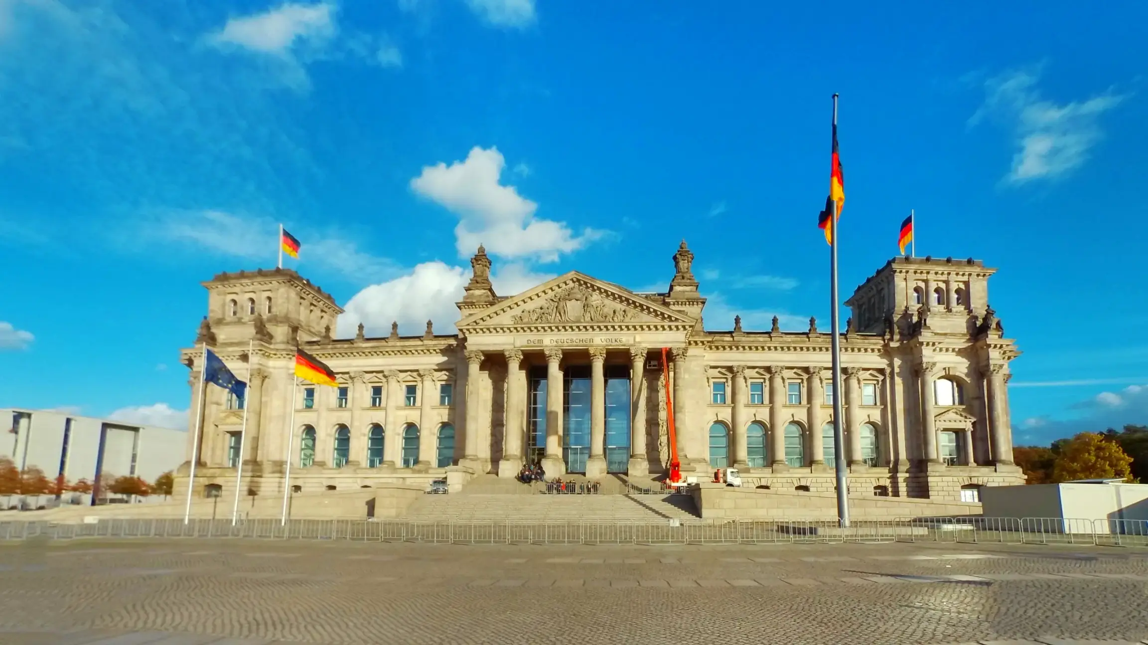 the reichstag building landmark in berlin germany