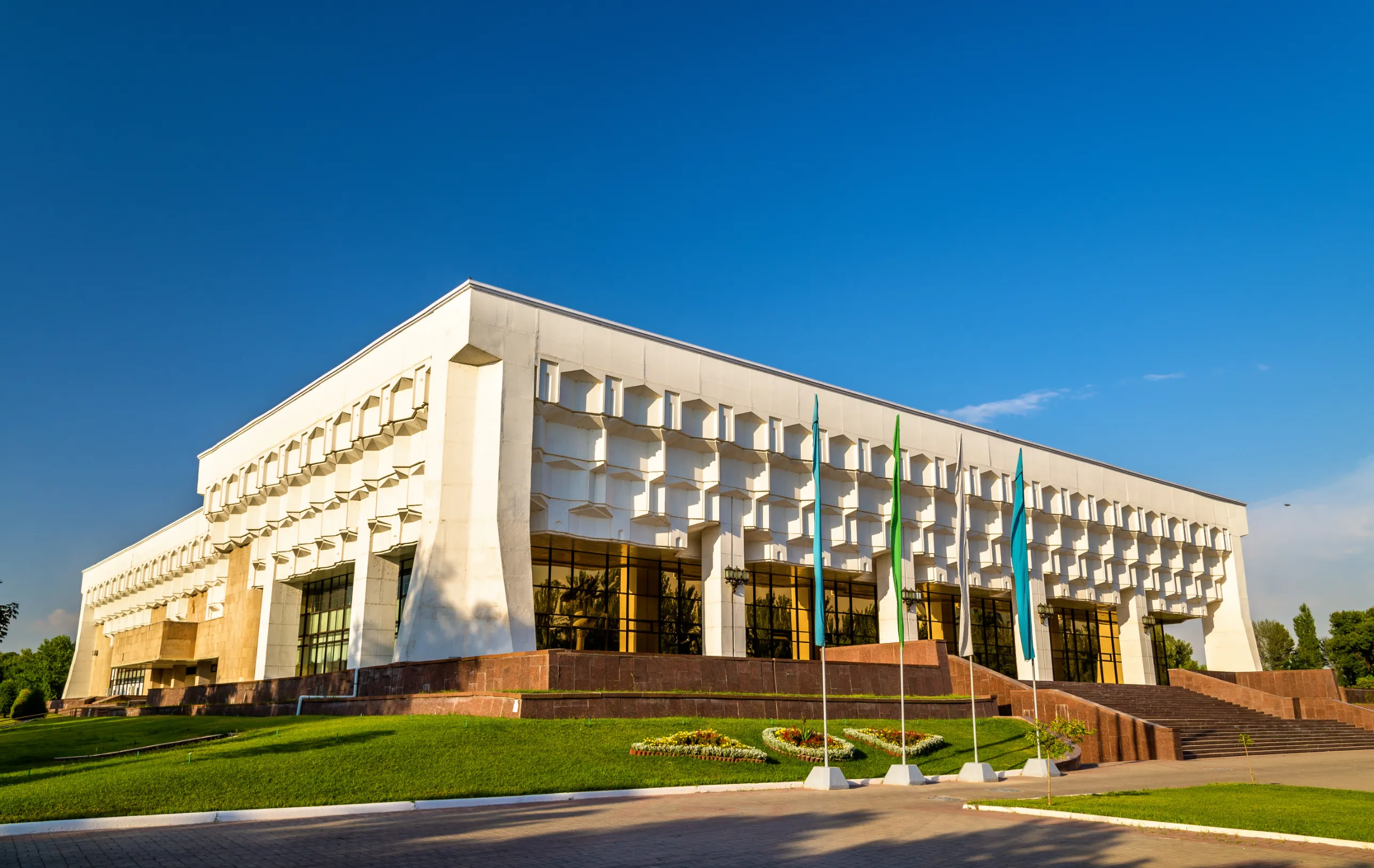 turkiston concert hall in tashkent uzbekistan