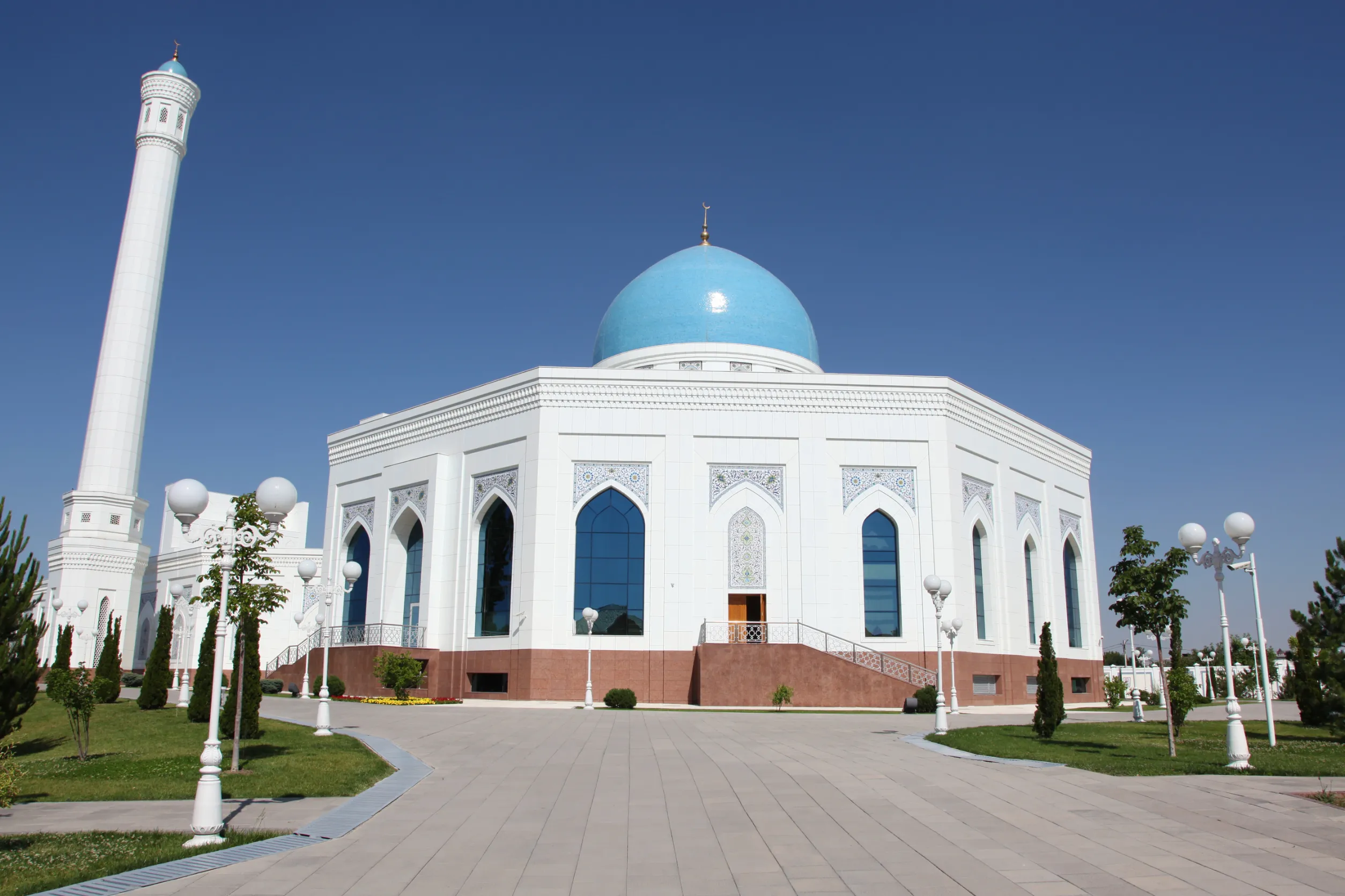 uzbekistan tashkent white mosque